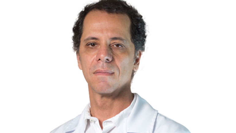 Dr. Leonardo Rocha Azevedo